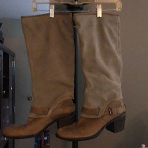 Leather / suede boots